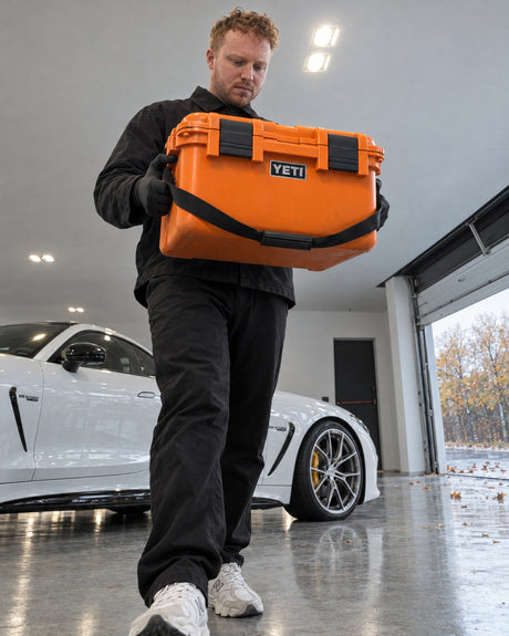 Detailing1 Hero: Aufbewahrungsboxen — Chemie richtig lagern — frostempfindliche Flaschen in der Box ins Haus (Mobile)