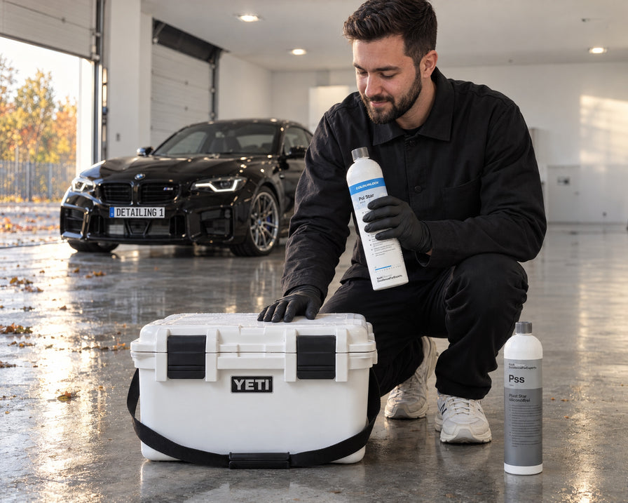 Daniel von Detailing1 mit COLOURLOCK Pol Star an der YETI LoadOut GoBox 30, daneben Koch-Chemie Plast Star Pss, BMW M2