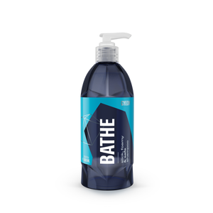 GYEON Q²M Bathe — Autoshampoo
